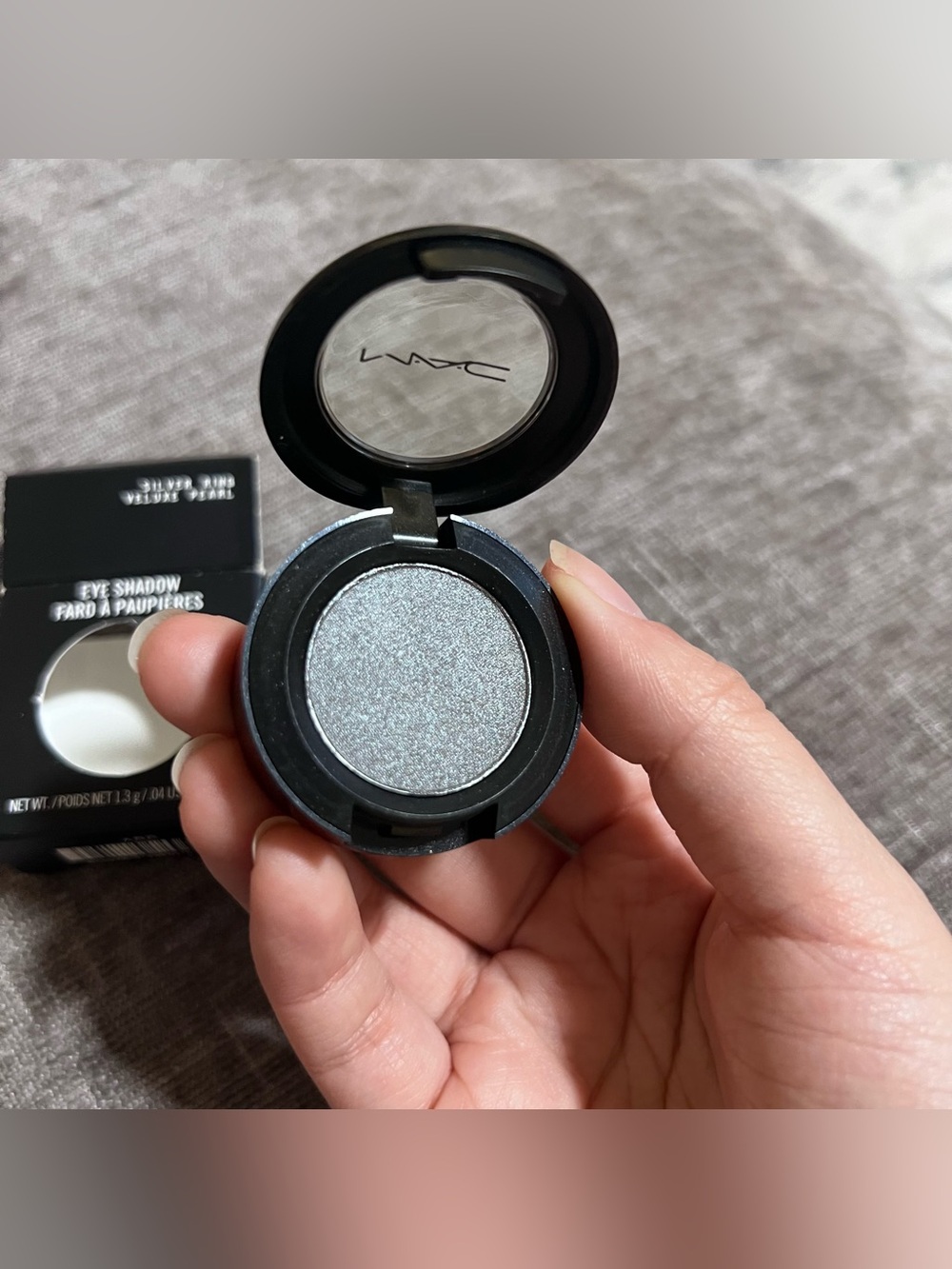 MAC SILVER RING EYESHADOW Veluxe Pearl NIB Discontinued HTF Rare New - Picture 3 of 9
